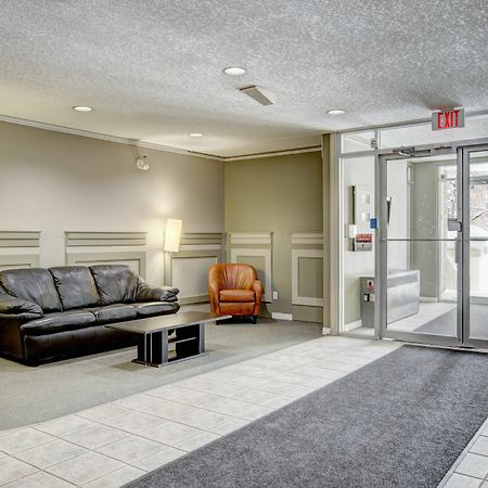Suite Digs - Genesis Calgary Exterior photo