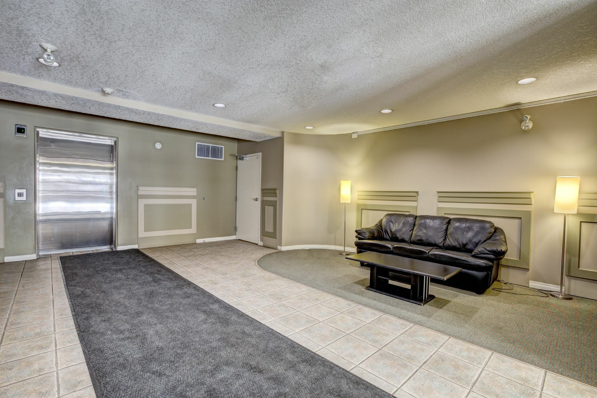 Suite Digs - Genesis Calgary Exterior photo